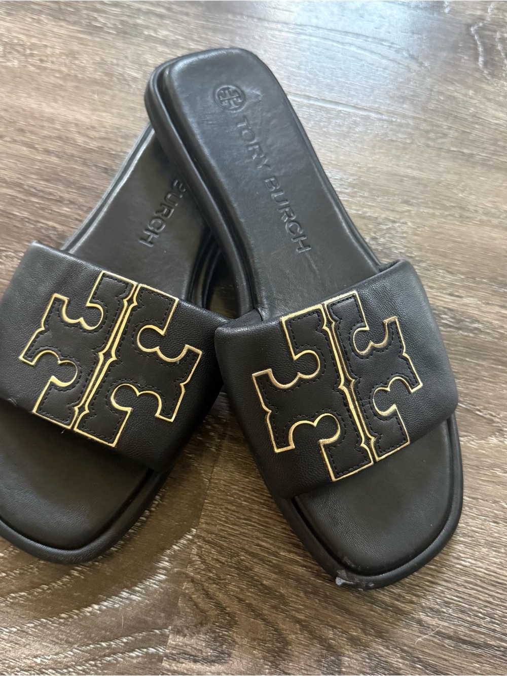 Womens slides